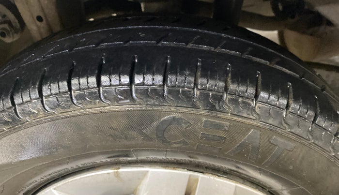 2021 Maruti Alto VXI, Petrol, Manual, 97,386 km, Right Rear Tyre Tread