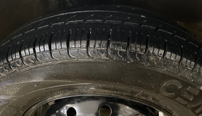 2021 Maruti Alto VXI, Petrol, Manual, 97,386 km, Right Front Tyre Tread