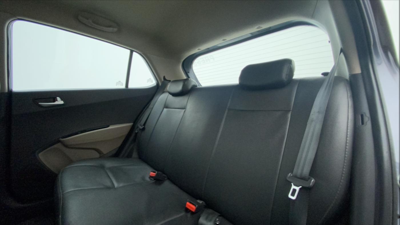 2016 Hyundai Grand i10 ASTA (O) 1.2 KAPPA VTVT, Petrol, Manual, 69,823 km, Right Side Rear Door Cabin