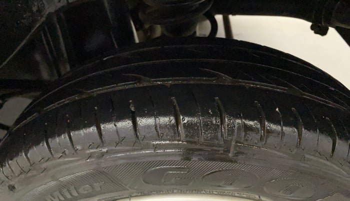 2015 Maruti Alto 800 VXI, Petrol, Manual, 49,120 km, Left Rear Tyre Tread