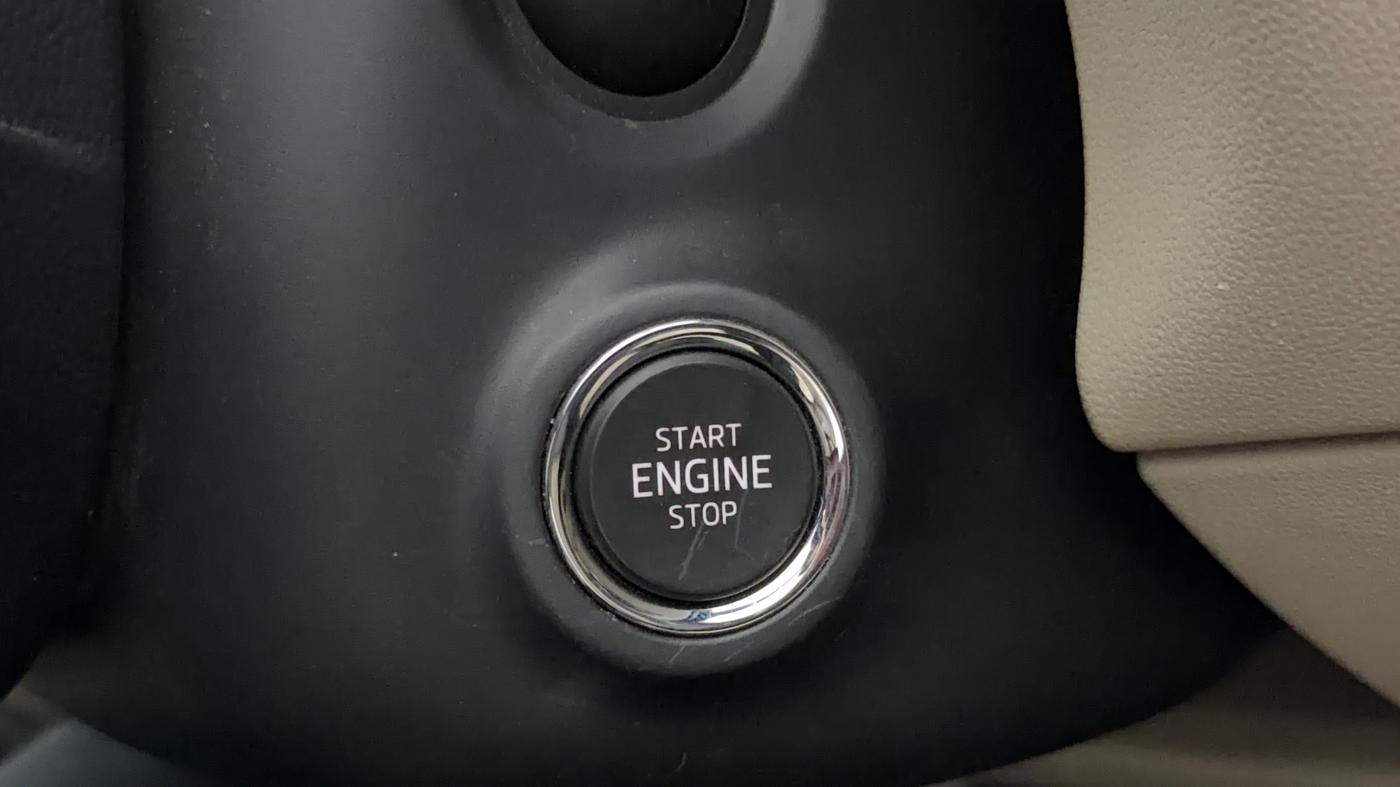 2023 Skoda SLAVIA STYLE 1.0L TSI MT, Petrol, Manual, 44,126 km, Keyless Start/ Stop Button