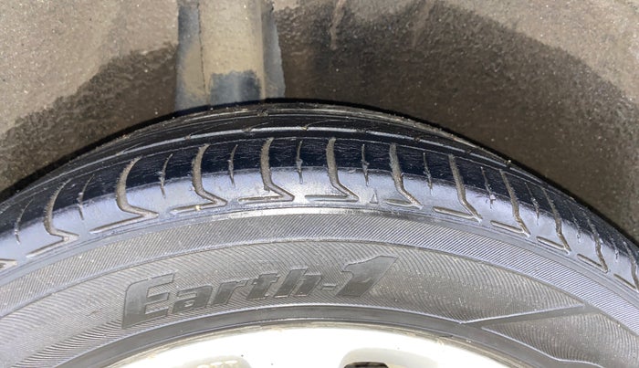 2015 Maruti Baleno ZETA PETROL 1.2, Petrol, Manual, 96,150 km, Right Rear Tyre Tread