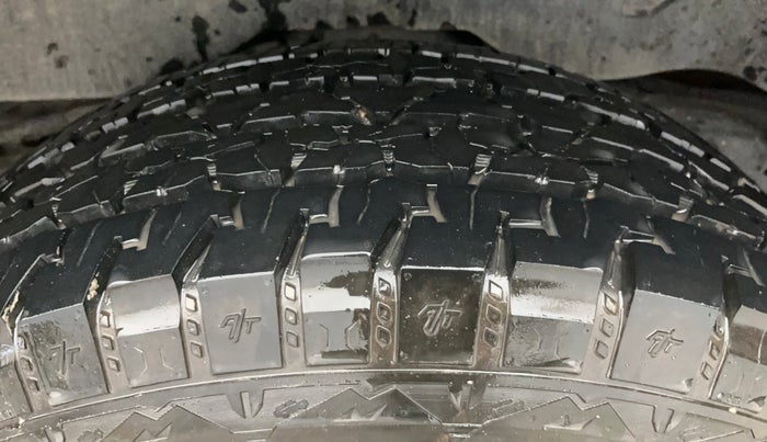 2025 Mahindra Thar LX D HT 2WD MT, Diesel, Manual, 10,310 km, Right Rear Tyre Tread