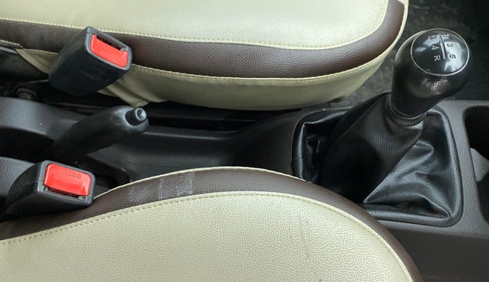 2013 Hyundai Eon ERA PLUS, Petrol, Manual, 63,640 km, Gear Lever