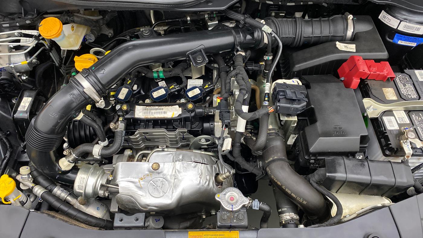 2021 Tata ALTROZ XZ 1.2, Petrol, Manual, 5,950 km, Open Bonet