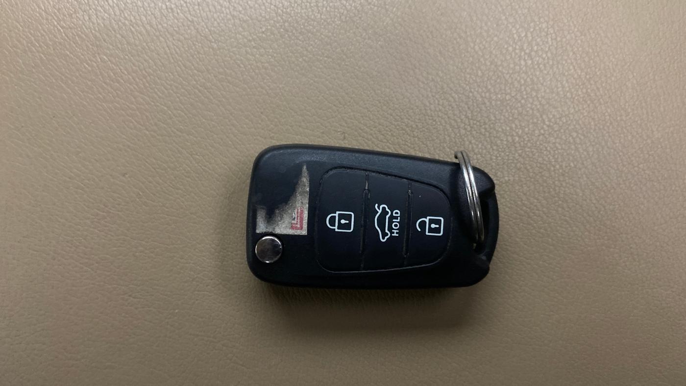 2012 Hyundai Sonata 2.4 GDI MT, Petrol, Manual, 53,260 km, Key Close Up
