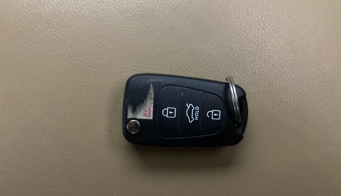 2012 Hyundai Sonata 2.4 GDI MT, Petrol, Manual, 53,283 km, Key Close Up