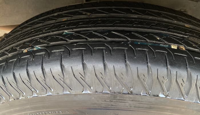 2023 Maruti JIMNY ALPHA ALL GRIP PRO MT, Petrol, Manual, 35,450 km, Left Rear Tyre Tread