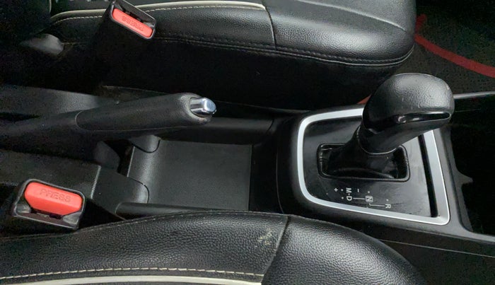 2018 Maruti Swift VXI AMT, Petrol, Automatic, 1,02,685 km, Gear Lever