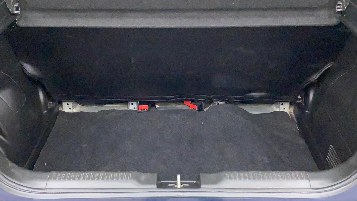 2018 Maruti Swift VXI AMT, Petrol, Automatic, 1,02,685 km, Boot Inside