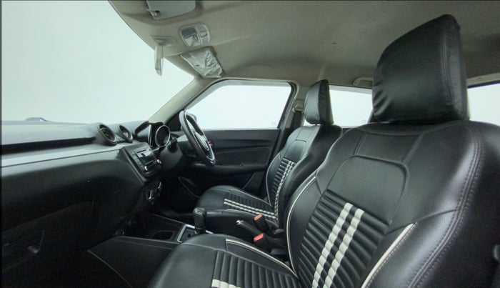 2018 Maruti Swift VXI AMT, Petrol, Automatic, 1,02,685 km, Right Side Front Door Cabin