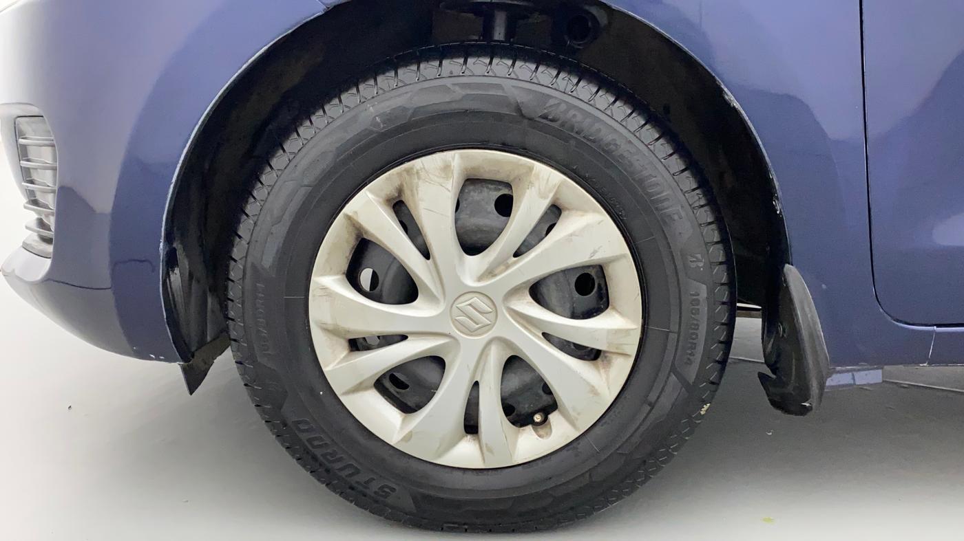 2018 Maruti Swift VXI AMT, Petrol, Automatic, 1,02,685 km, Left Front Wheel