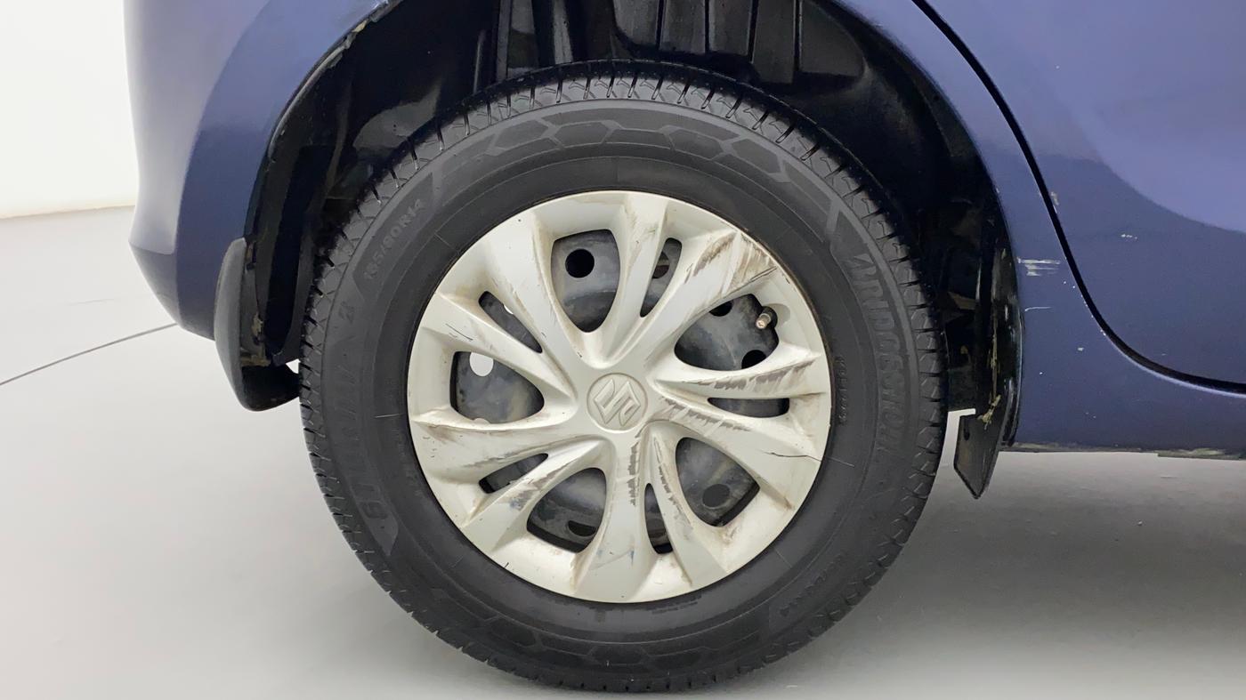 2018 Maruti Swift VXI AMT, Petrol, Automatic, 1,02,685 km, Right Rear Wheel