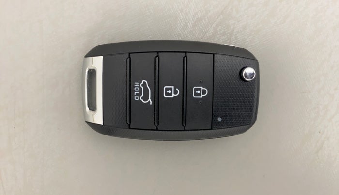 2021 KIA SONET HTK 1.2, Petrol, Manual, 50,516 km, Key Close Up