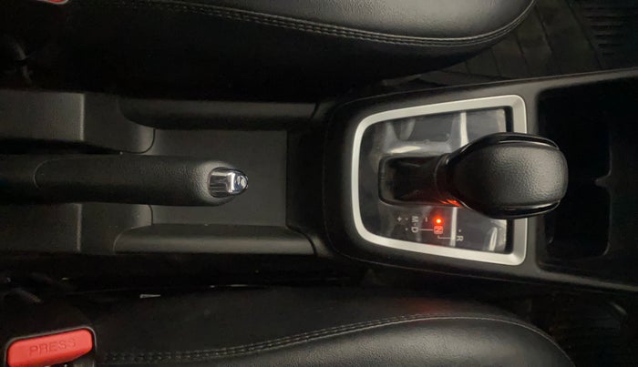 2024 Maruti Swift ZXi Plus Dual Tone AMT, Petrol, Automatic, 24,471 km, Gear Lever