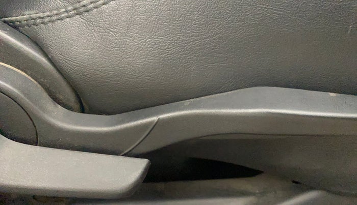 2024 Maruti Swift ZXi Plus Dual Tone AMT, Petrol, Automatic, 24,471 km, Driver Side Adjustment Panel