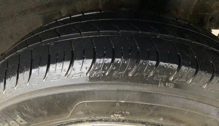 2015 Hyundai Grand i10 SPORTZ 1.2 KAPPA VTVT, Petrol, Manual, 51,607 km, Left Rear Tyre Tread