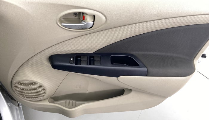 2013 Toyota Etios Liva GD, Diesel, Manual, 48,416 km, Driver Side Door Panels Control