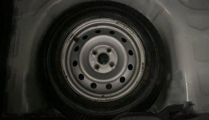 2019 Maruti Swift LXI, Petrol, Manual, 83,764 km, Spare Tyre