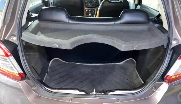 2018 Tata Tiago XZ PETROL, Petrol, Manual, 13,866 km, Boot Inside