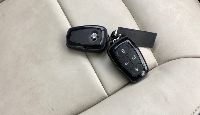 2023 Tata TIGOR XZ PLUS CNG, CNG, Manual, 21,351 km, Key Close Up
