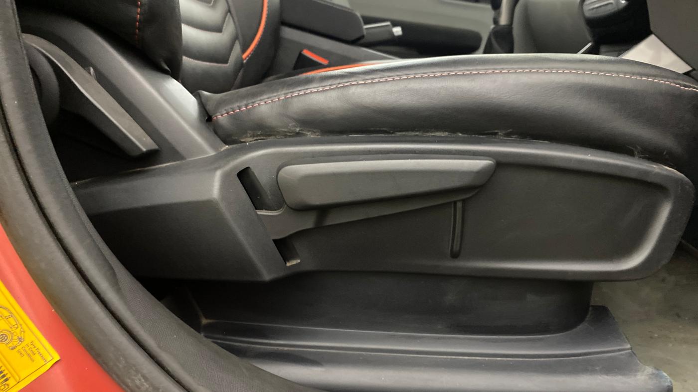 2021 Tata ALTROZ XZ PETROL, Petrol, Manual, 14,367 km, Driver Side Adjustment Panel