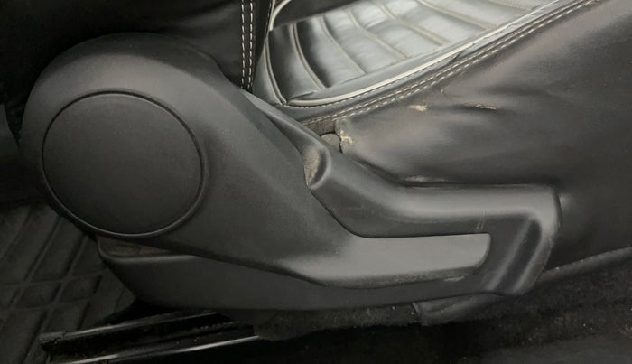 2021 Maruti Baleno SIGMA PETROL 1.2, Petrol, Manual, 39,642 km, Driver Side Adjustment Panel