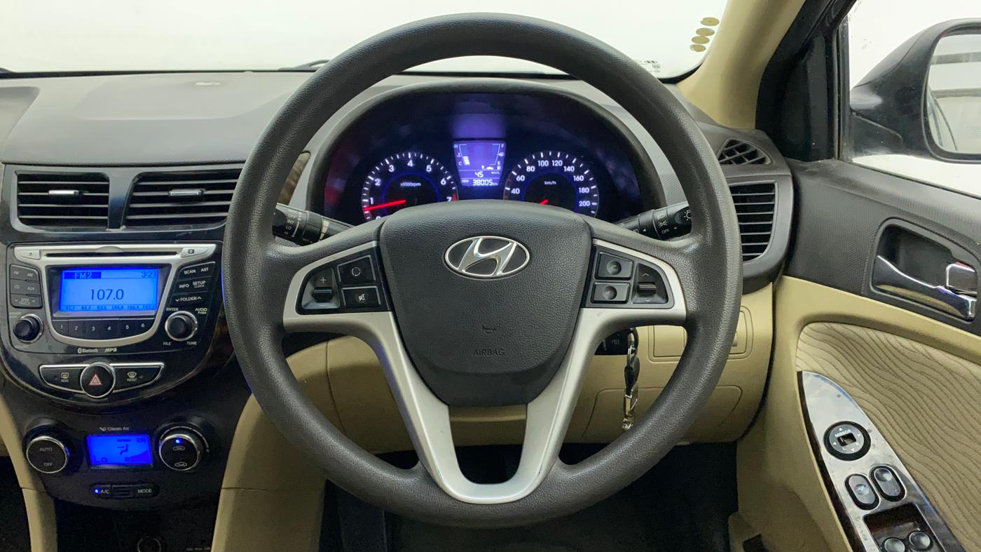 2012 Hyundai Verna FLUIDIC 1.6 VTVT EX, Petrol, Manual, 37,757 km, Steering Wheel Close Up