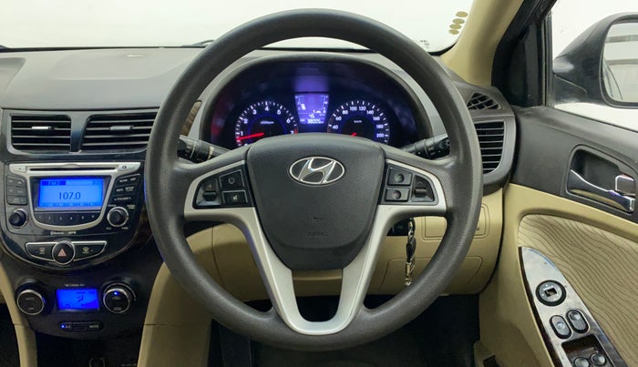 2012 Hyundai Verna FLUIDIC 1.6 VTVT EX, Petrol, Manual, 37,757 km, Steering Wheel Close Up