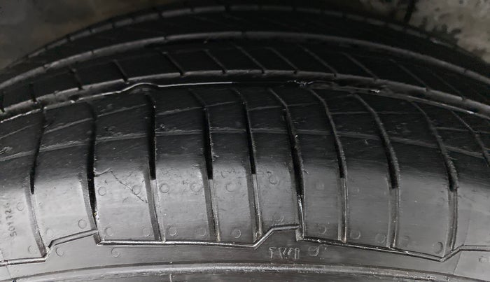 2013 Hyundai i20 SPORTZ 1.2, Petrol, Manual, 82,360 km, Right Rear Tyre Tread