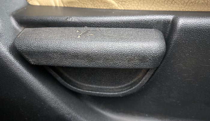 2013 Hyundai i20 SPORTZ 1.2, Petrol, Manual, 82,360 km, Driver Side Adjustment Panel