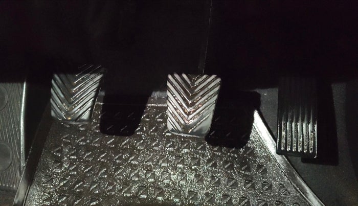 2013 Hyundai i20 SPORTZ 1.2, Petrol, Manual, 68,998 km, Pedals