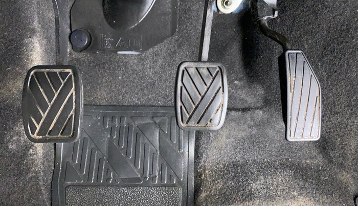 2020 Maruti New Wagon-R LXI CNG 1.0 L, CNG, Manual, 57,715 km, Pedals