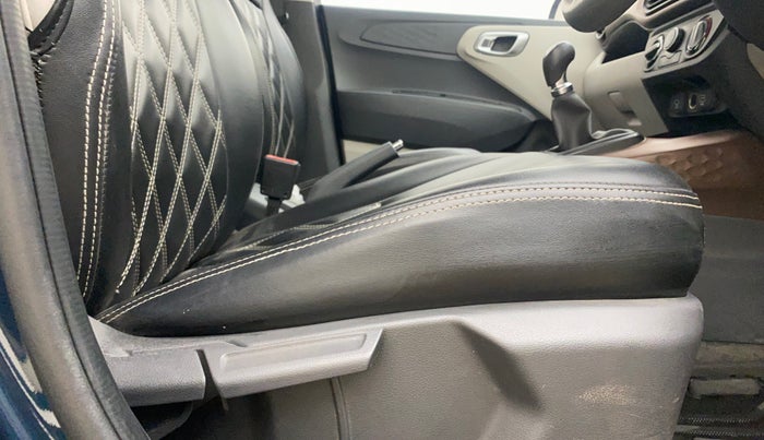 2023 Hyundai AURA SX 1.2 CNG, CNG, Manual, 1,19,674 km, Driver Side Adjustment Panel