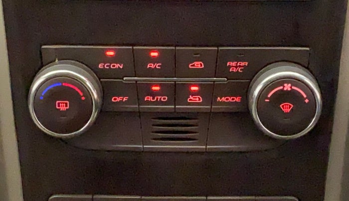 2014 Mahindra XUV500 W8, Diesel, Manual, 72,291 km, Automatic Climate Control