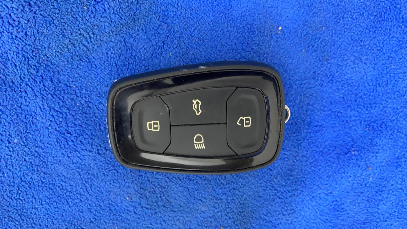 2021 Tata ALTROZ XZ PETROL, Petrol, Manual, 61,775 km, Key Close Up