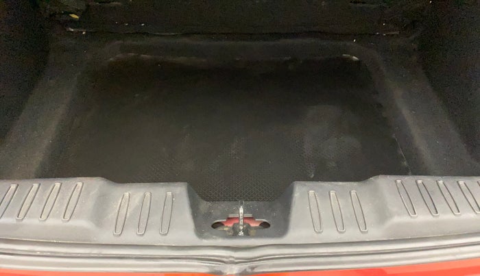 2021 Tata ALTROZ XZ PETROL, Petrol, Manual, 61,775 km, Boot Inside