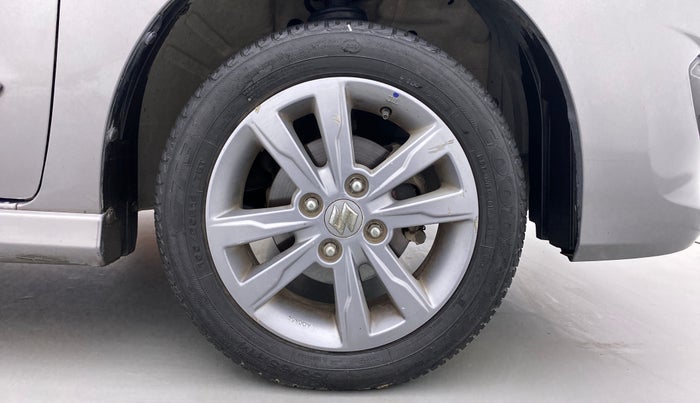 2013 Maruti Wagon R Stingray VXI, Petrol, Manual, 22,868 km, Right Front Wheel