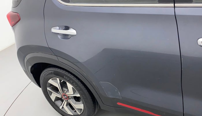 2021 KIA SONET GTX PLUS 1.5 AT, Diesel, Automatic, 76,440 km, Right rear door - Slightly dented