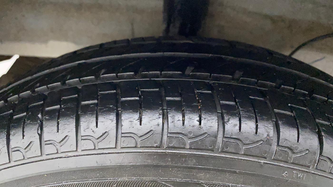 2022 Hyundai NEW SANTRO MAGNA, Petrol, Manual, 21,062 km, Right Rear Tyre Tread