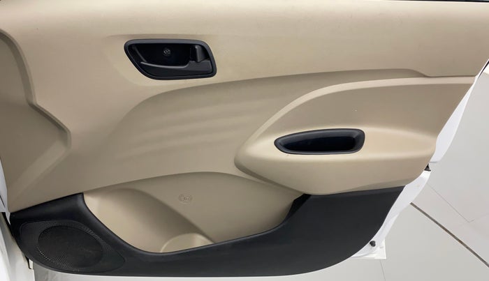 2022 Hyundai NEW SANTRO MAGNA, Petrol, Manual, 21,062 km, Driver Side Door Panels Control