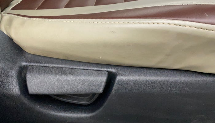 2022 Hyundai NEW SANTRO MAGNA, Petrol, Manual, 21,062 km, Driver Side Adjustment Panel