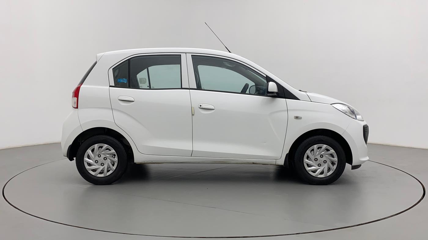2022 Hyundai NEW SANTRO MAGNA, Petrol, Manual, 21,062 km, Right Side View