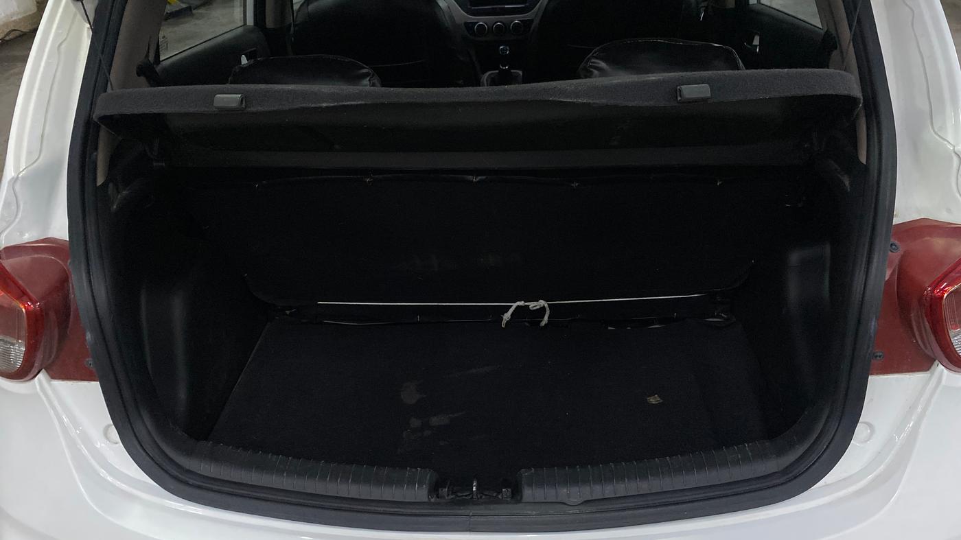 2019 Hyundai Grand i10 SPORTZ 1.2 KAPPA VTVT, Petrol, Manual, 28,229 km, Boot Inside