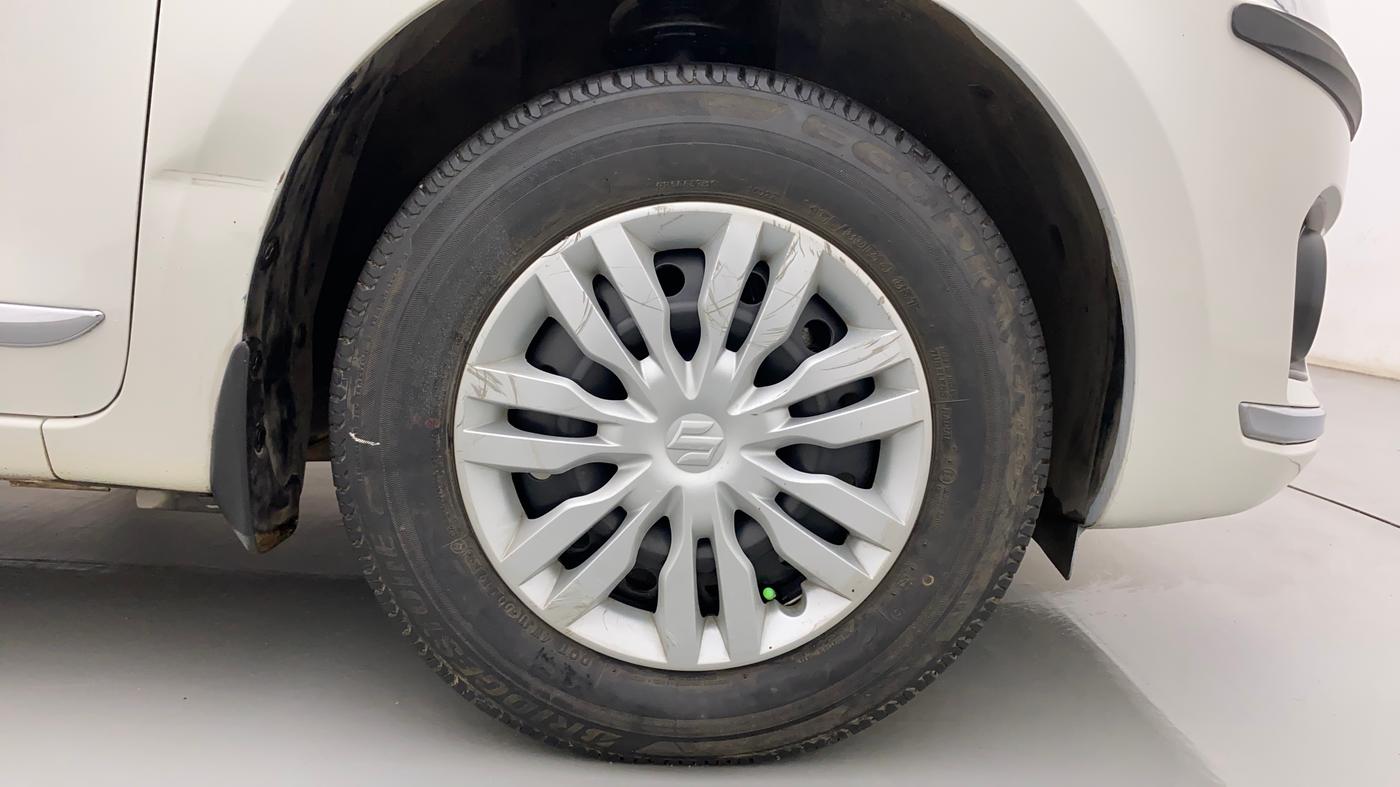2020 Maruti Dzire VXI AMT, Petrol, Automatic, 41,774 km, Right Front Wheel