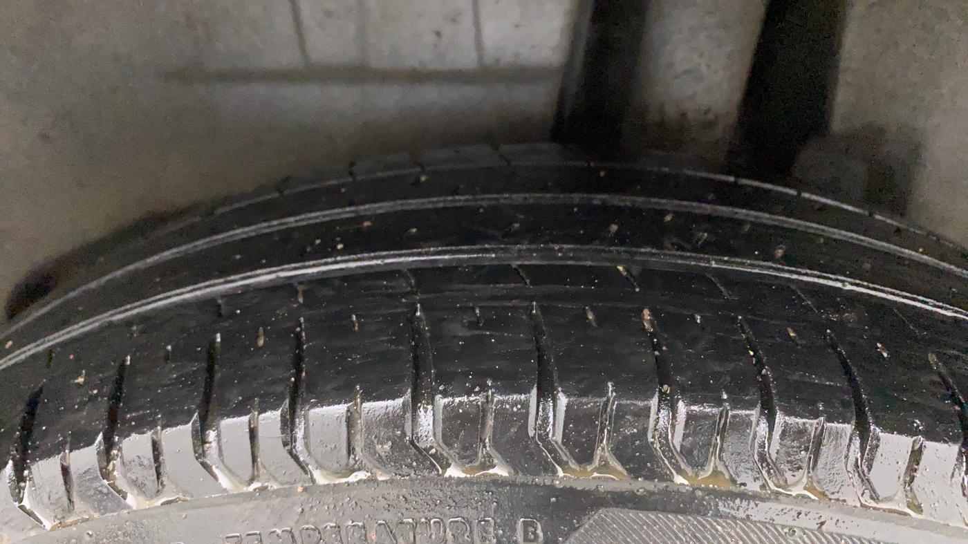 2020 Maruti Dzire VXI AMT, Petrol, Automatic, 41,774 km, Left Rear Tyre Tread
