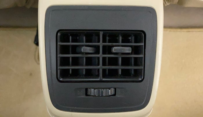2020 Maruti Dzire VXI AMT, Petrol, Automatic, 41,774 km, Rear AC Vents