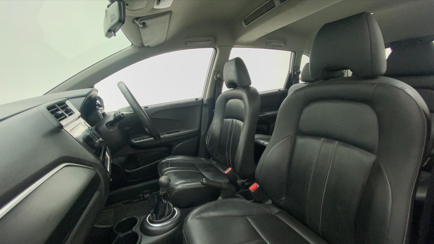 2017 Honda BR-V 1.5L I-VTEC VX, Petrol, Manual, 32,833 km, Right Side Front Door Cabin