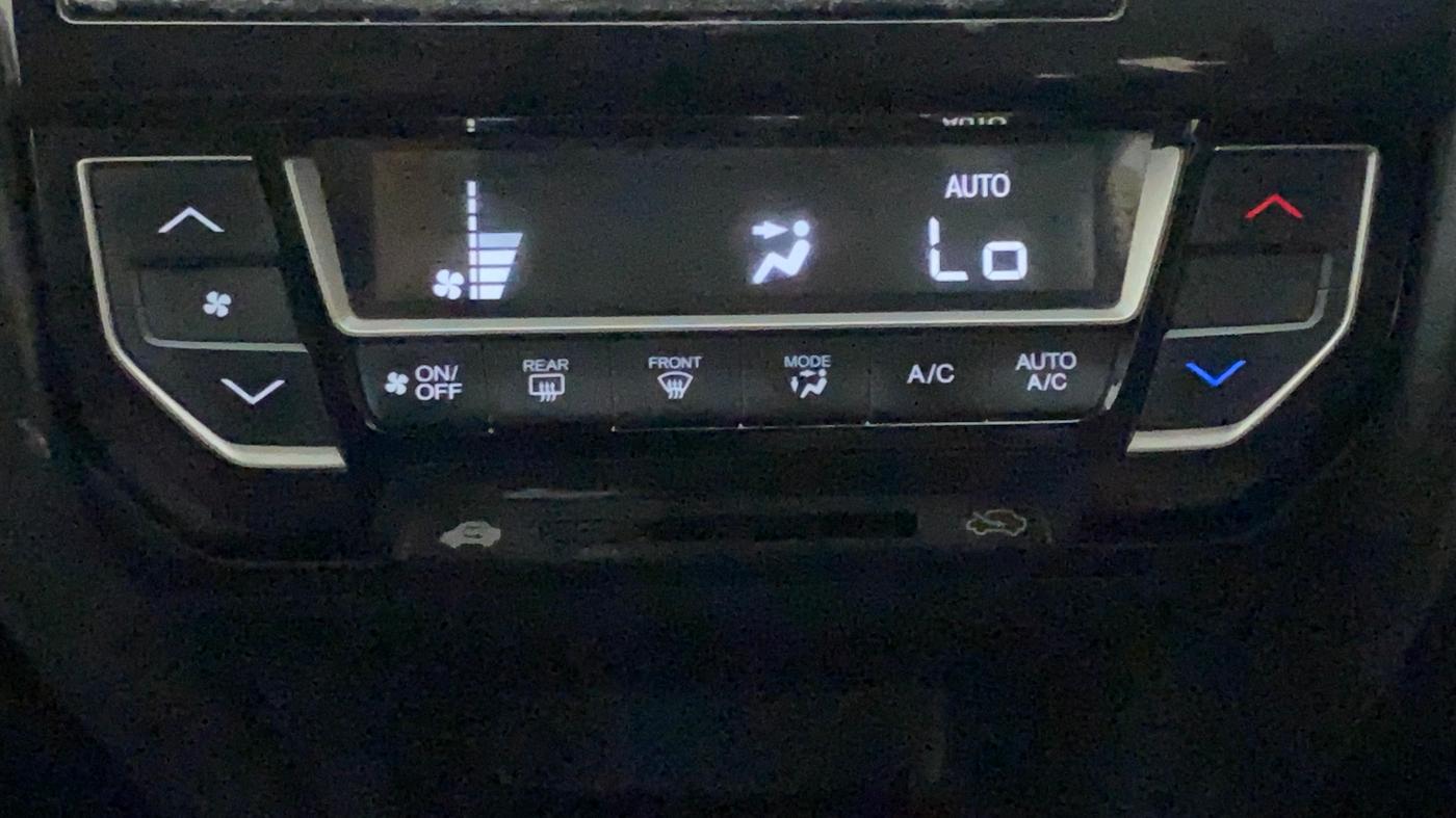 2017 Honda BR-V 1.5L I-VTEC VX, Petrol, Manual, 32,833 km, Automatic Climate Control