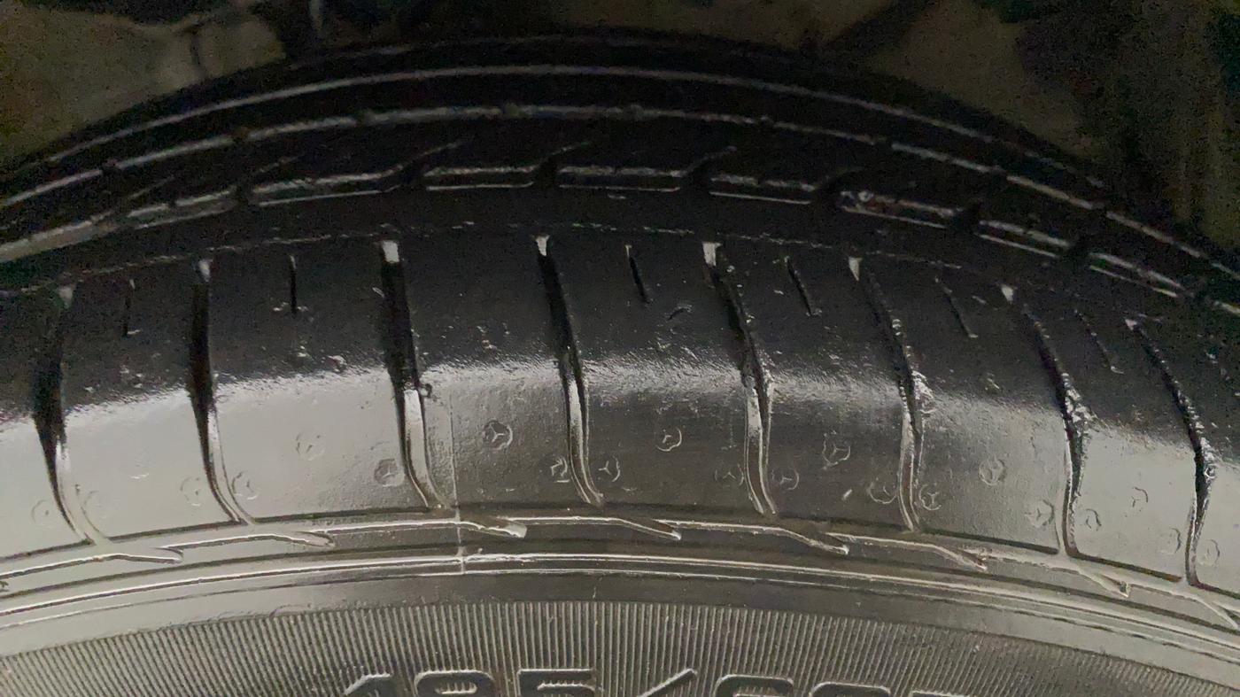 2017 Honda BR-V 1.5L I-VTEC VX, Petrol, Manual, 32,833 km, Left Front Tyre Tread